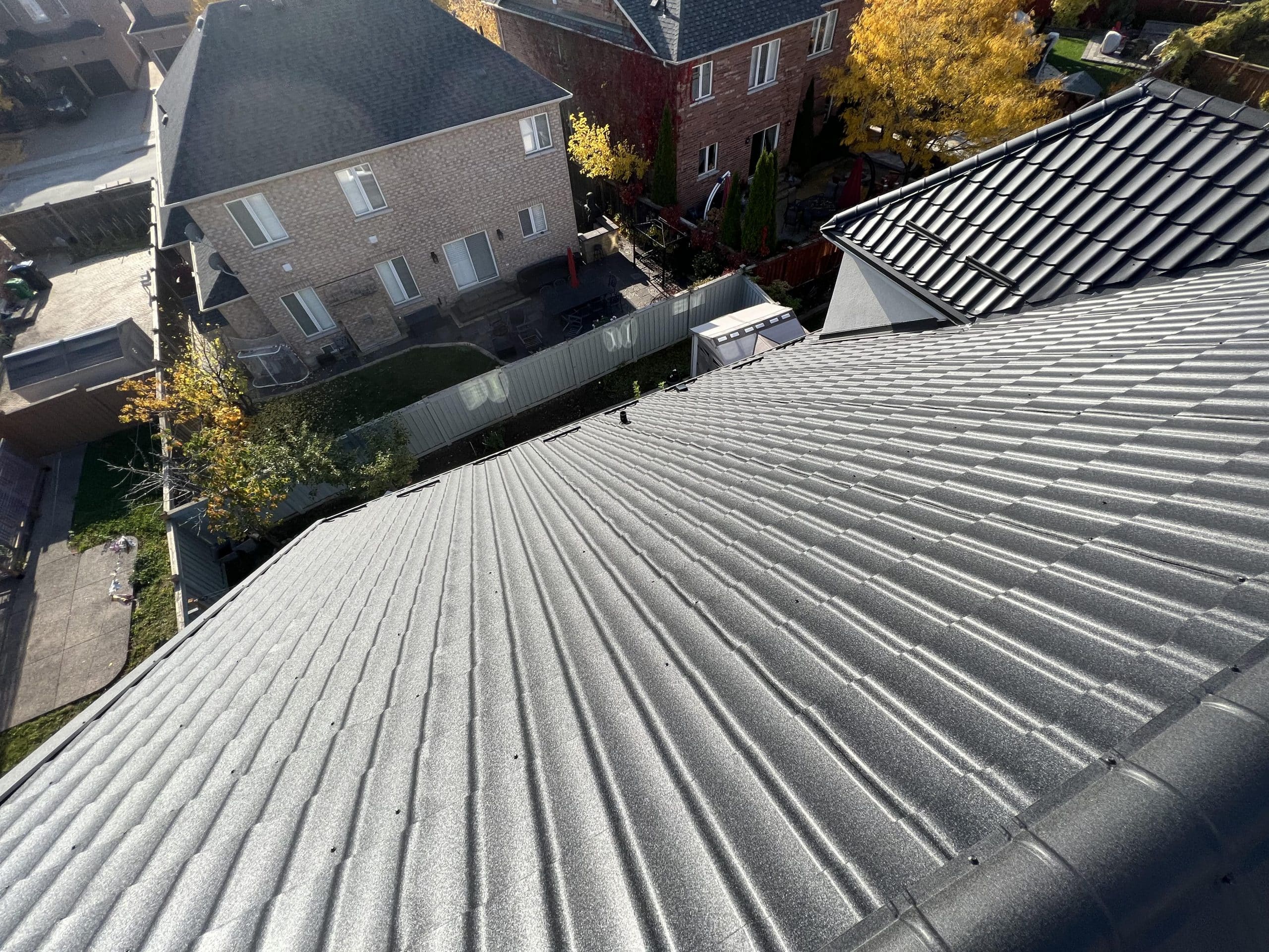 Metal roof in summer can reduce heat and energy bills 