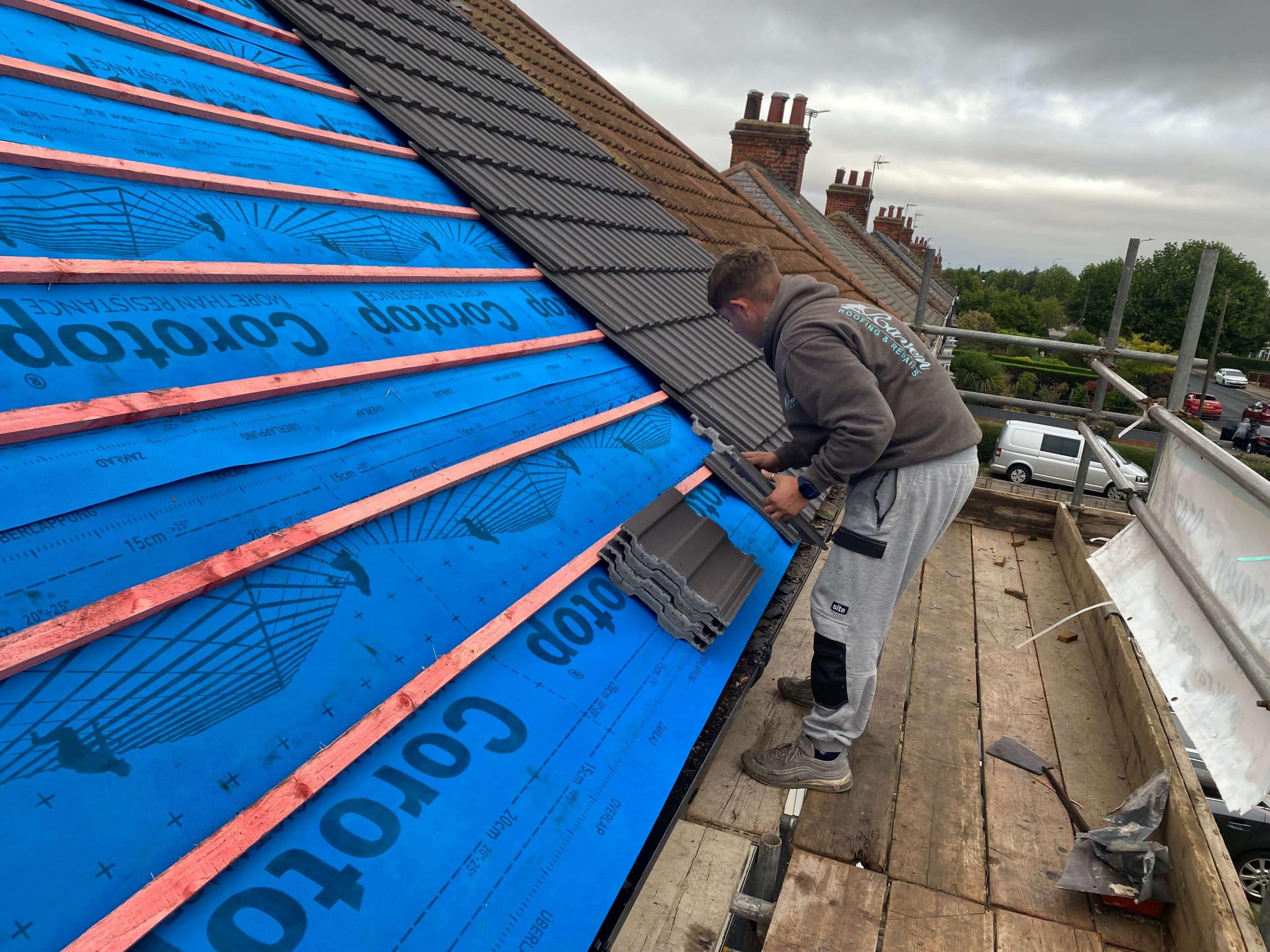 roof repair service